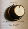 Fisher 500-B Balance knob - new cap.jpg