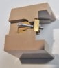 ADC R-27 NOS stylus- gold flux-lens, gold suspension bracket P1000689a.jpg