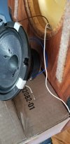 Woofer 1 Install Technique with box base.jpg