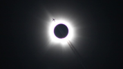 Total-Solar-Eclipse-Photo-with-Passing-Plane-Goes-Viral.png