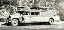 Pickwick stage bus.jpg