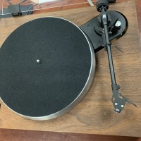 AR-EB101