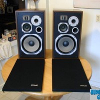 Pioneer HPM 60 (Newer Style)