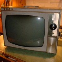 1963 RCA Victor Hotel model tv