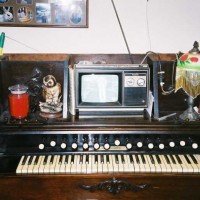 Organ with TV