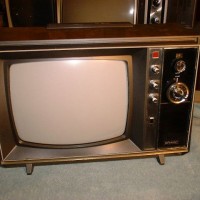 1973 Sharp portable color set