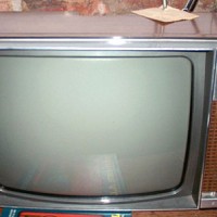Zenith 17" 4 Tube B/W Hybrid
