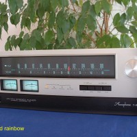 Accuphase T-100 Tuner