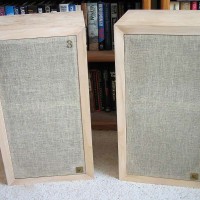 AR-3 Unfinished Pine Cabs - Grilled