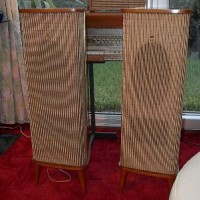 Front View of Grundig Stereo Mate IV Loudspeakers.