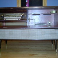 Grundig SO 222 U Front Open.