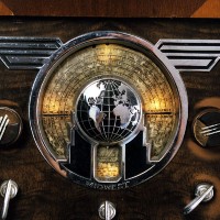 Radio-midwest_b-16-dial
