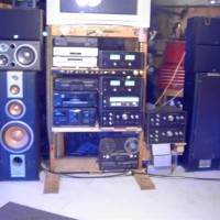 Sansui stack, JBL speaks