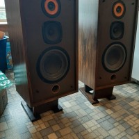 Finished Bolivar 18 Speaker