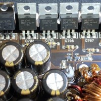 JL Audio M600/6 transistors