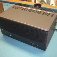 Adcom GFA-585
