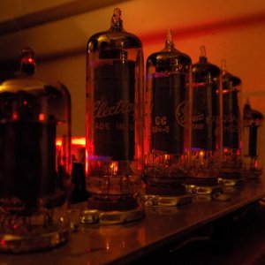 Mirror Mite Tubes Glowing