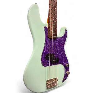 000000121916823-01-600x600-1.webp