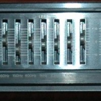Sony Japan 7 band EQ with "Spectrum Analyzer"