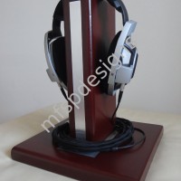 Headphone stand - wood (mahogany) with aluminum inserts