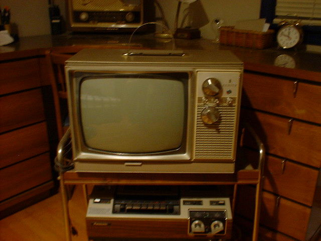 1968 Zenith 15YC615, model 2