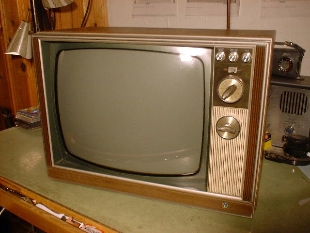 1969 ZENITH 18" color