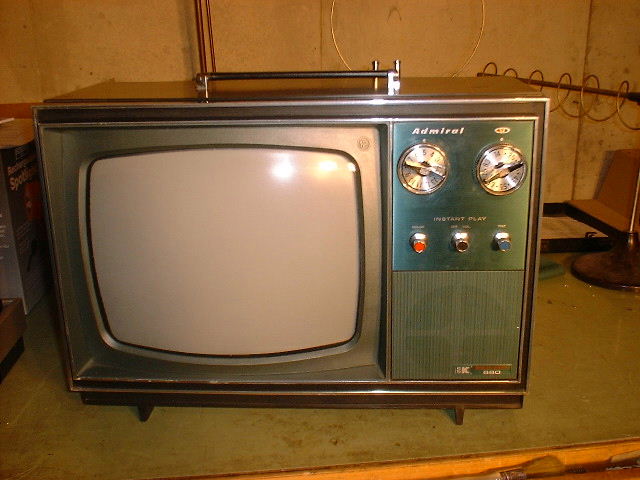 1973 Admiral hybrid 13" color
