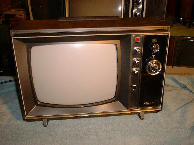 1973 Sharp portable color set