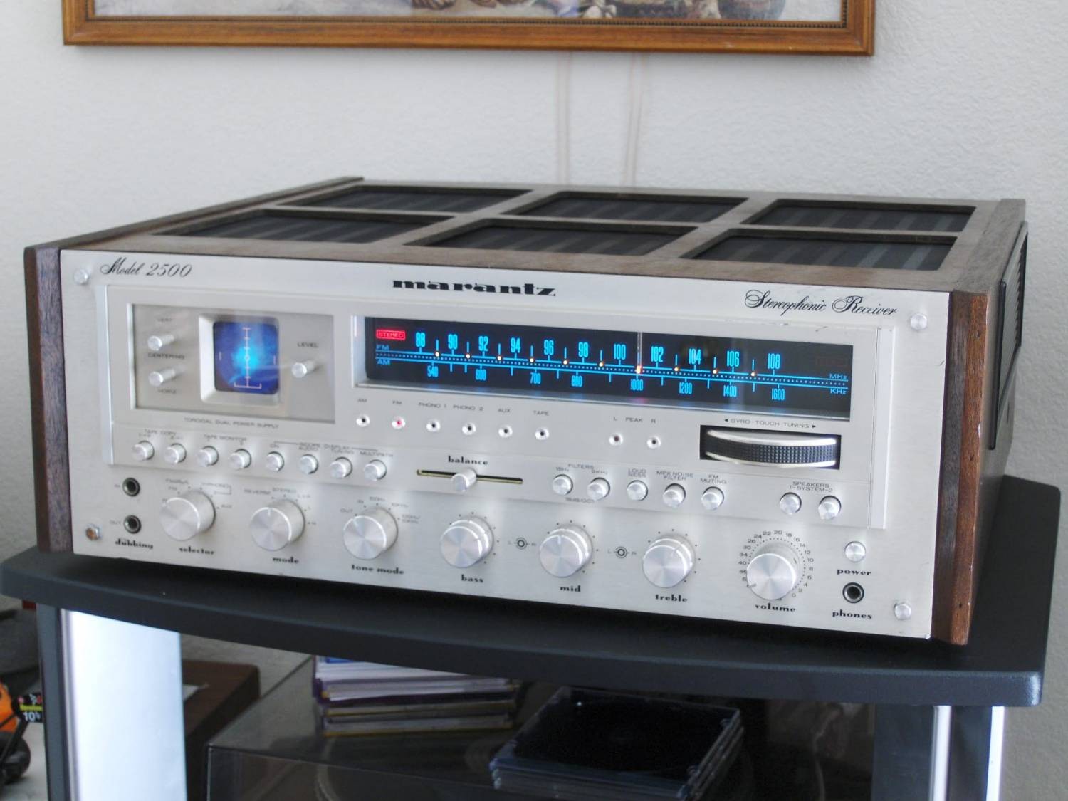 1977 Marantz 2500 Receiver with Black Dial scale