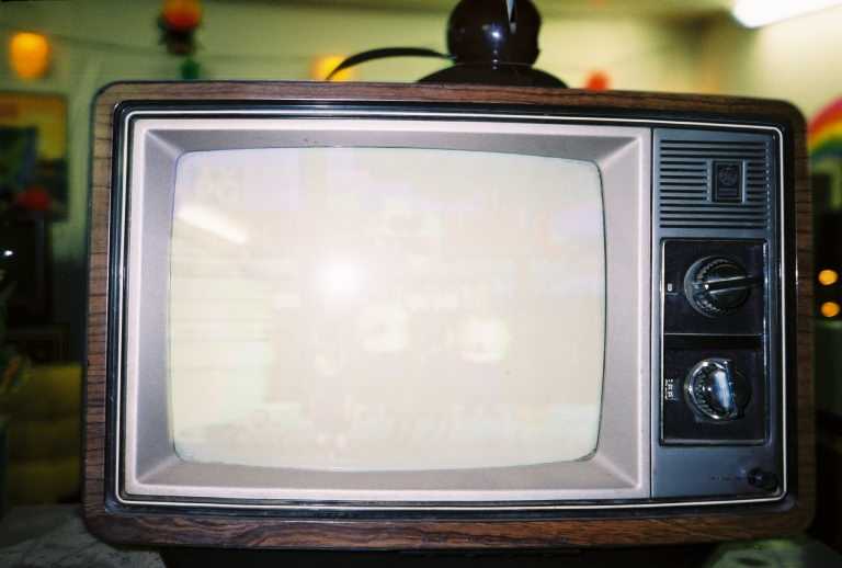1980's GE 15 inch color