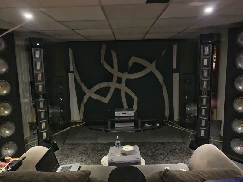 747_1133223218