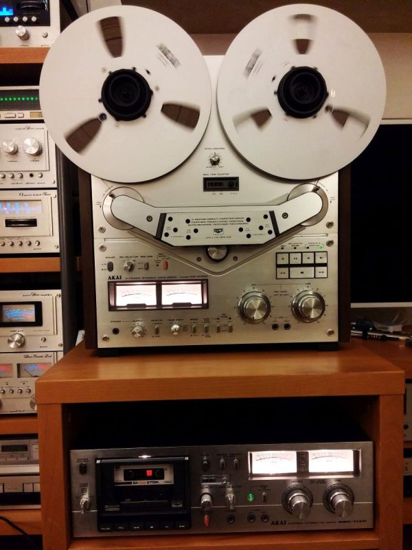 AKAI_mal_i_golem_1