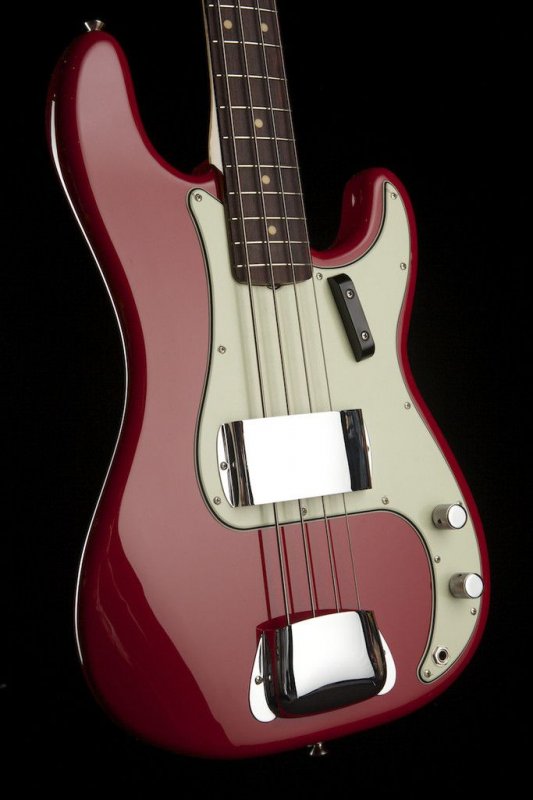 Cbfb7fb2fa0cf1ab3041f626ca0e7dcc--fender-bass-bass-guitars