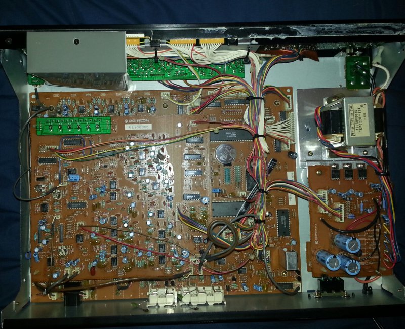 DBX 14/10 EQ/Analyzer