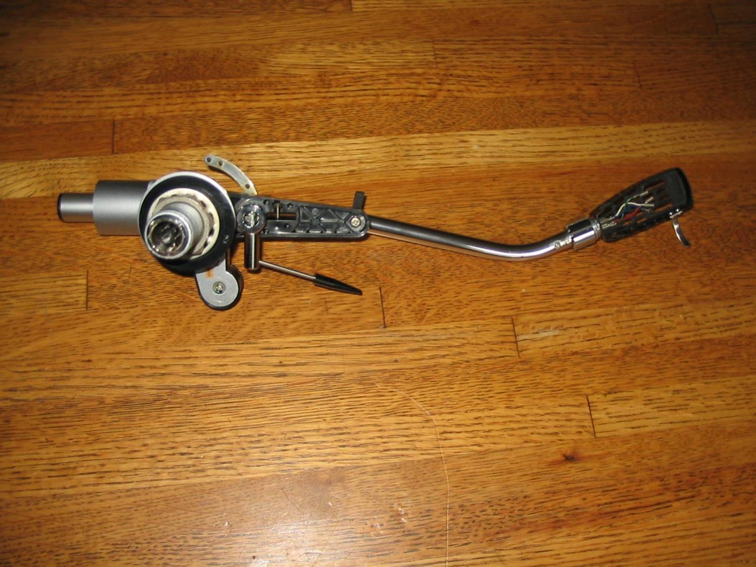 Denon Tonearm
