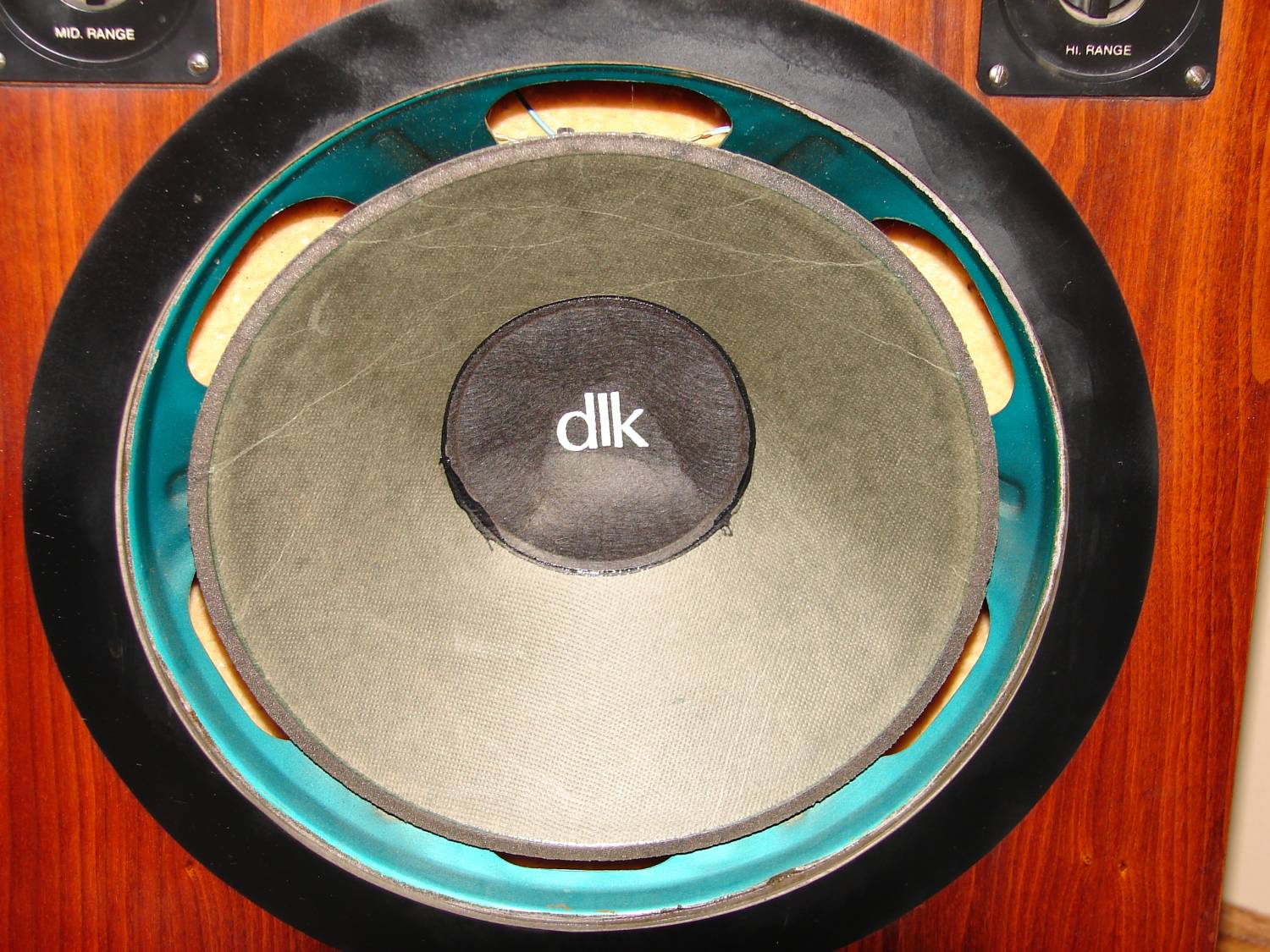 DLK 4  12" Woofer  (needed help)