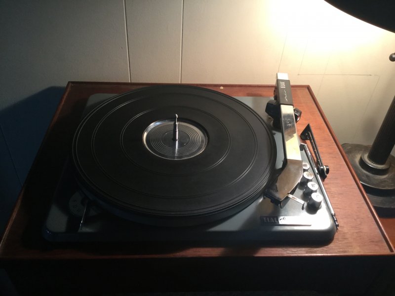ELAC 10H