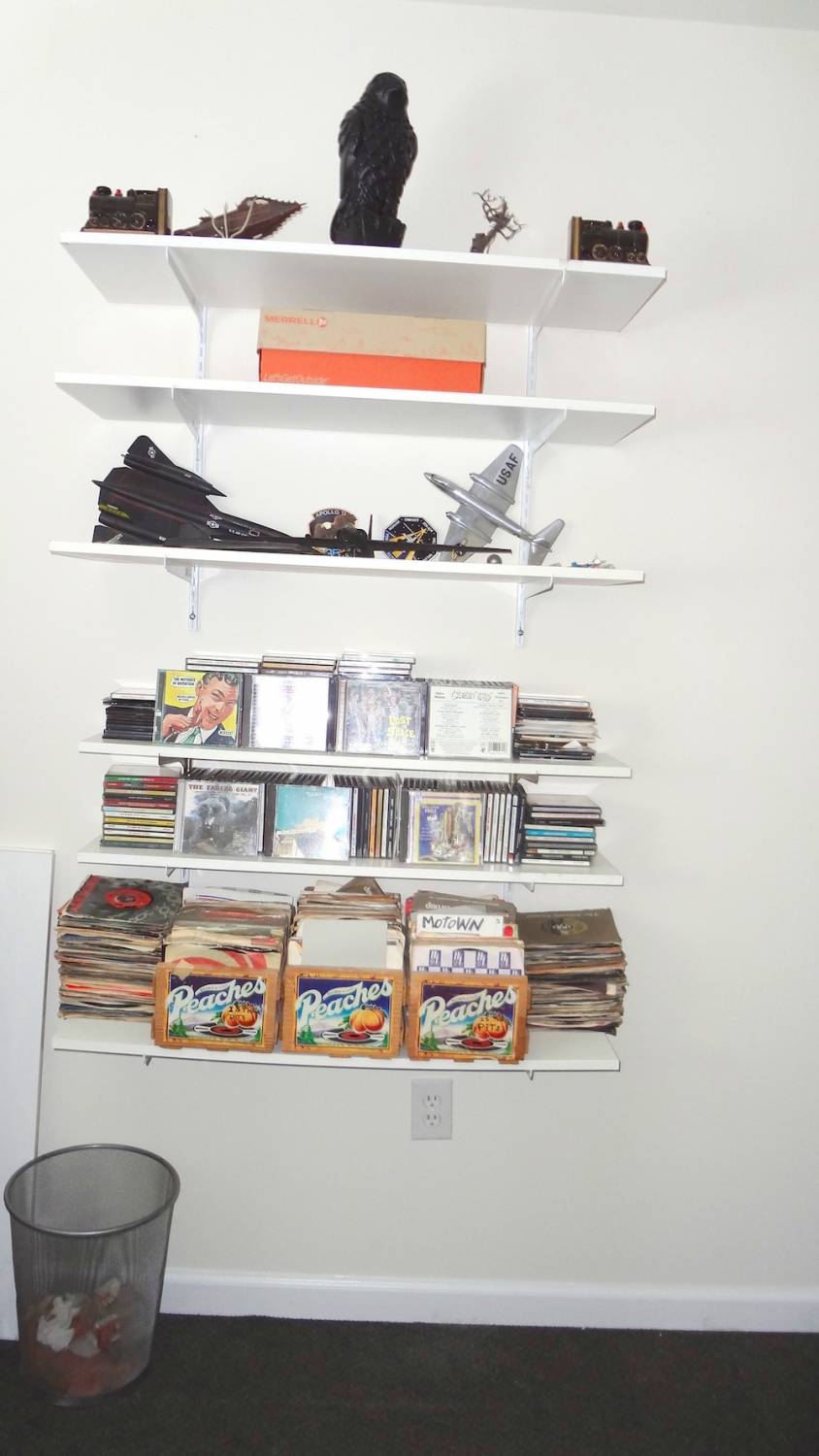 FONSguy's 45's and CD's.