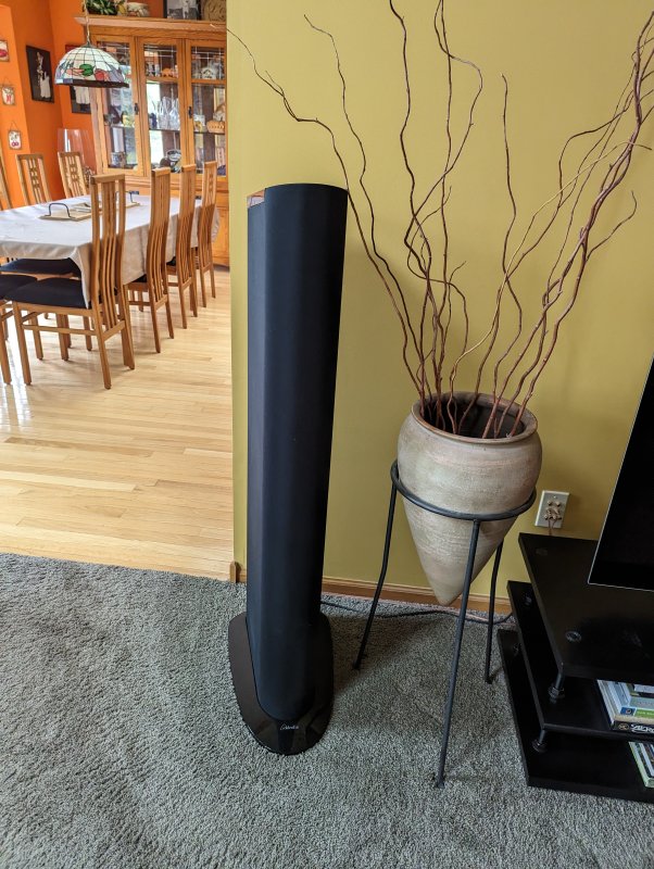 GoldenEar Triton 2