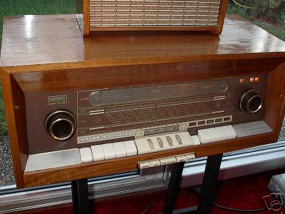 Grundig 6199 Front View