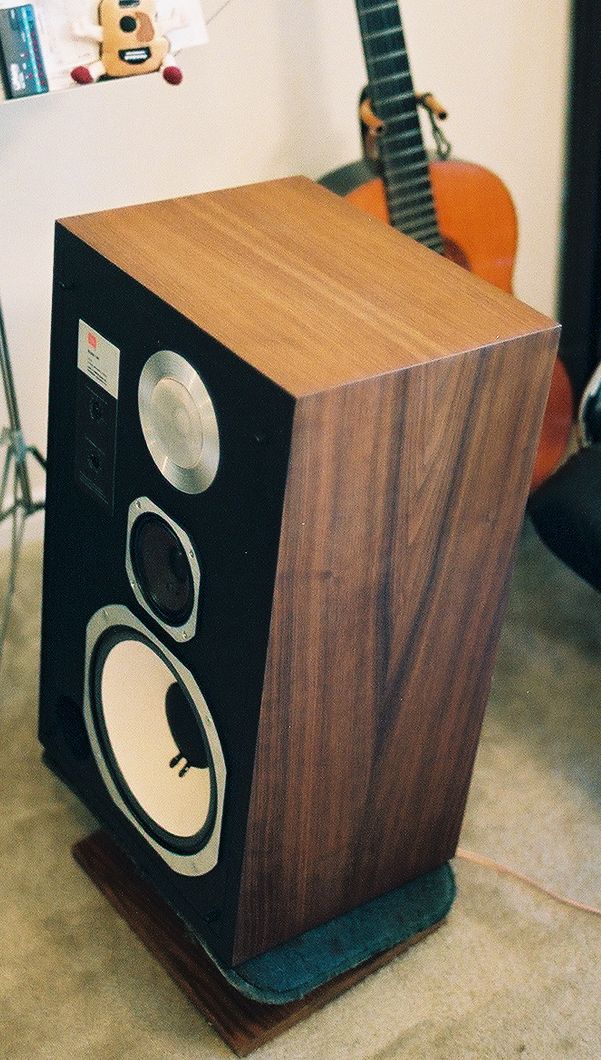 JBL nice veneer