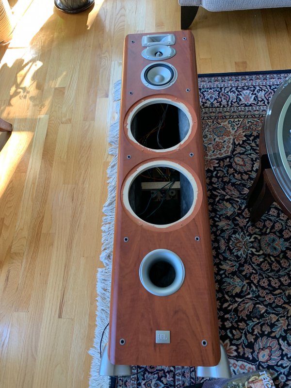 JBL Studio