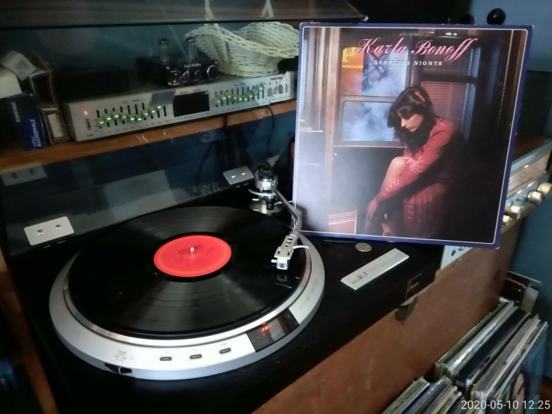 Karla Bonoff