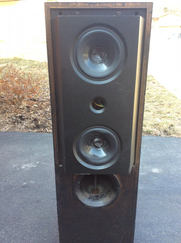 Kef 104/2