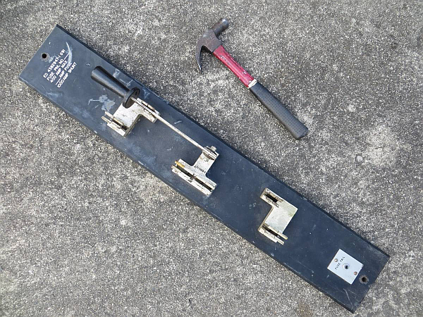 Knife-switch