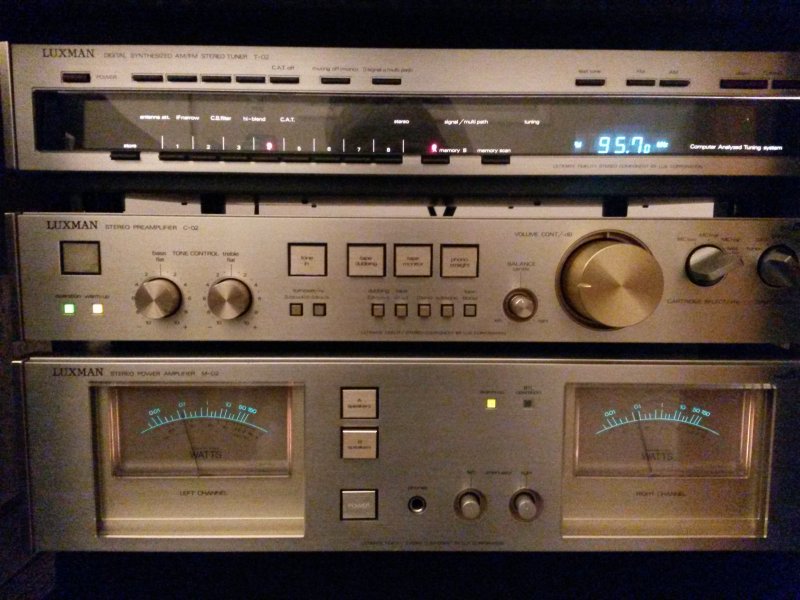 Luxman M-02,, C-02