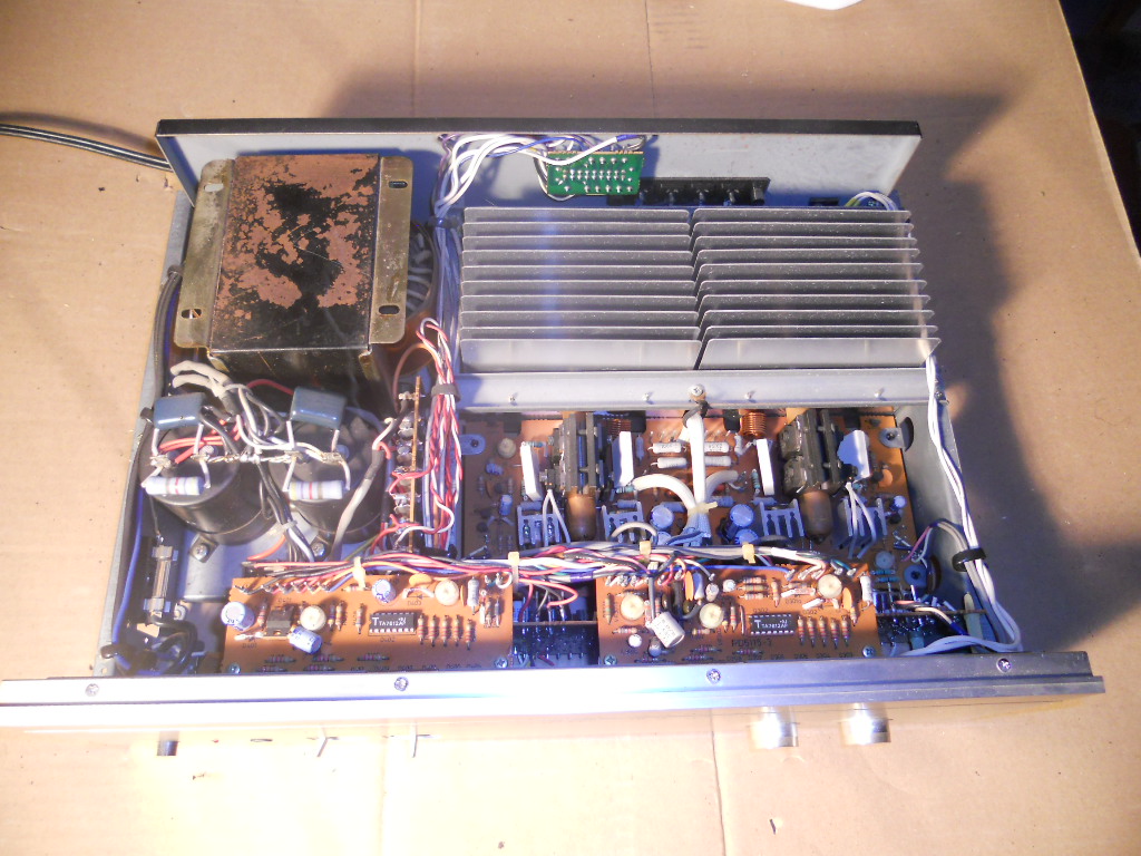 Luxman M120 A insides