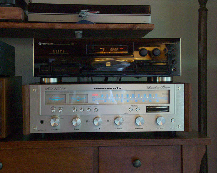 Marantz 2238B - Pioneer Elite PDR-99