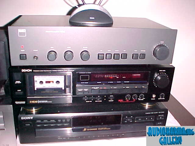 Mvc-002s