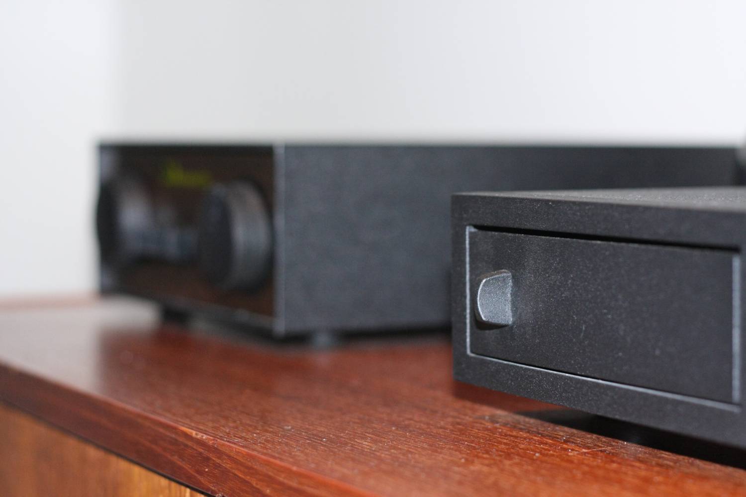 Naim cd5i (italic) & Nait 2